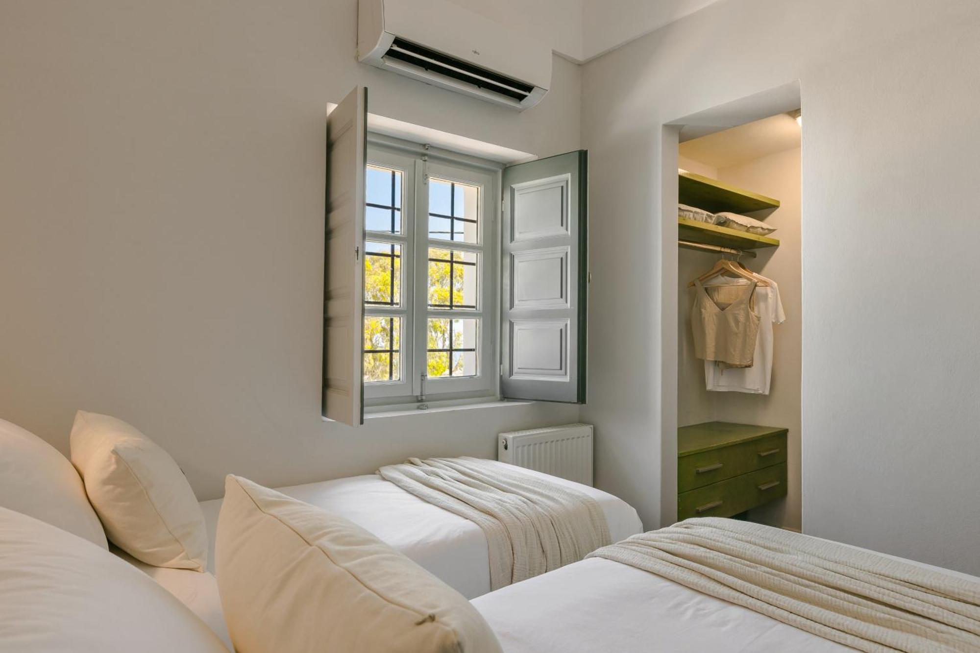 Archipel Mansion Villa Fira  Bagian luar foto