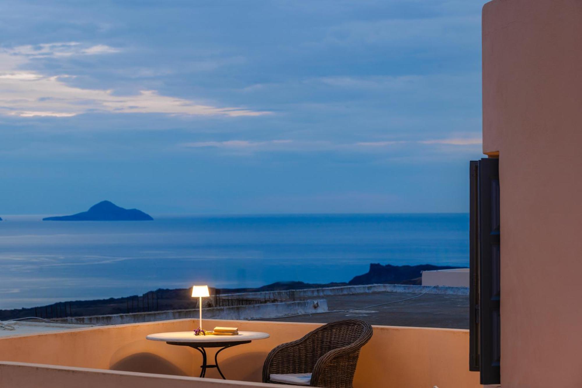 Archipel Mansion Villa Fira  Bagian luar foto