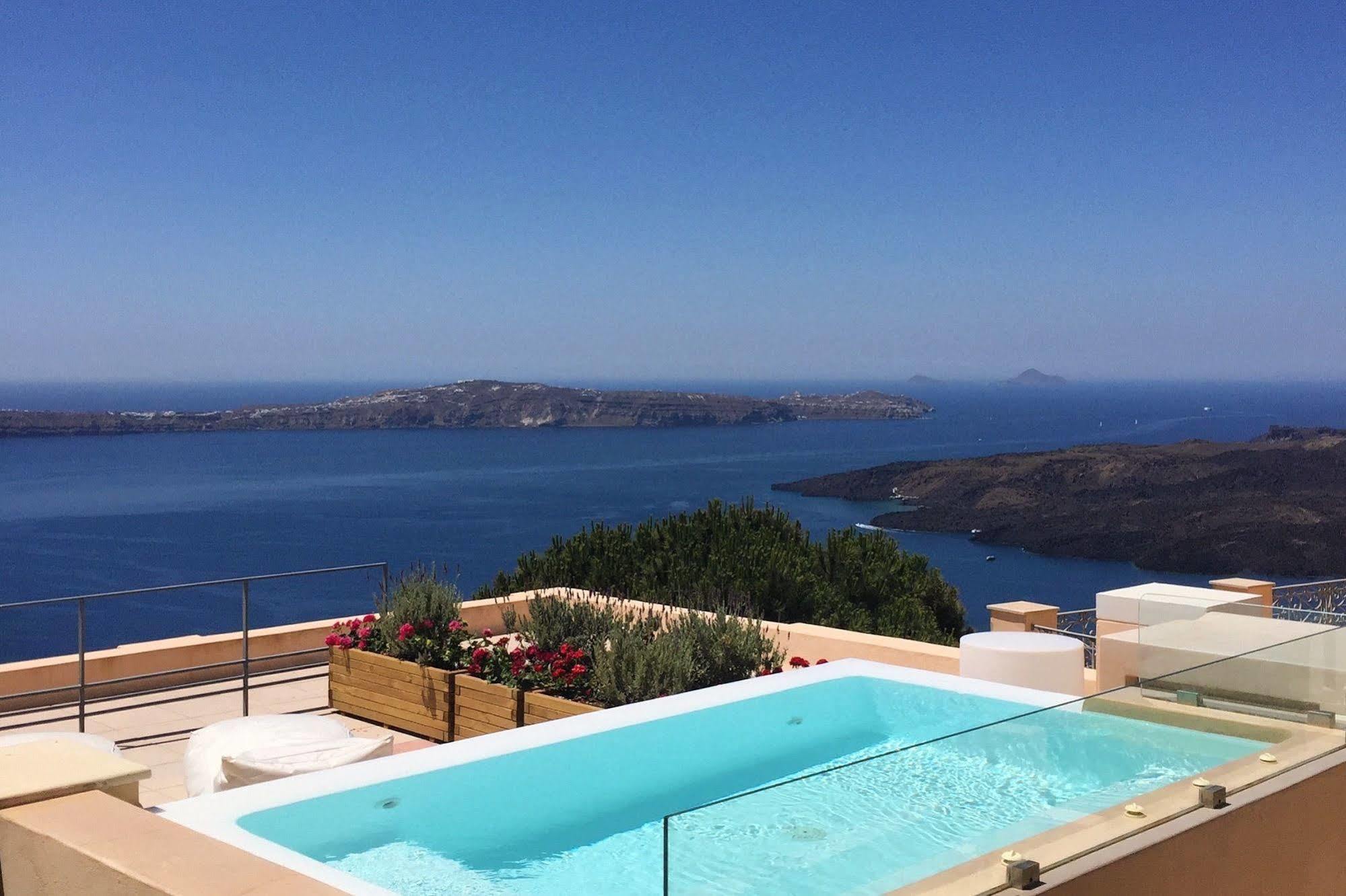 Archipel Mansion Villa Fira  Bagian luar foto